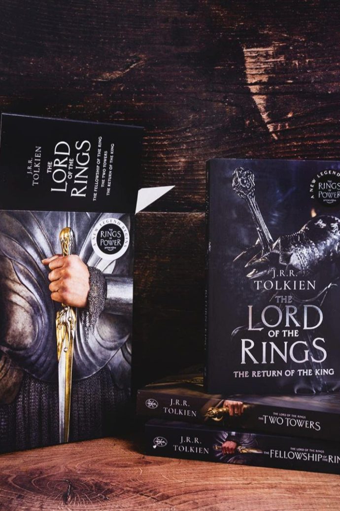 The Lord of the Rings: Boxed Set (Paperback, J.R.R. Tolkien)