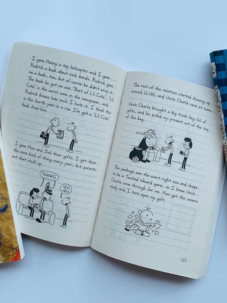 Diary of a Wimpy Kid Box Set - Books 1-12 by Jeff Kinney