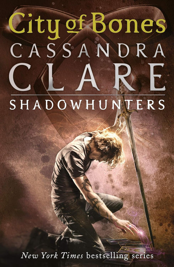 Mortal Instruments 1 : City of Bones: City of Bones - Book 1 (The Mortal Instruments) by Cassandra Clare